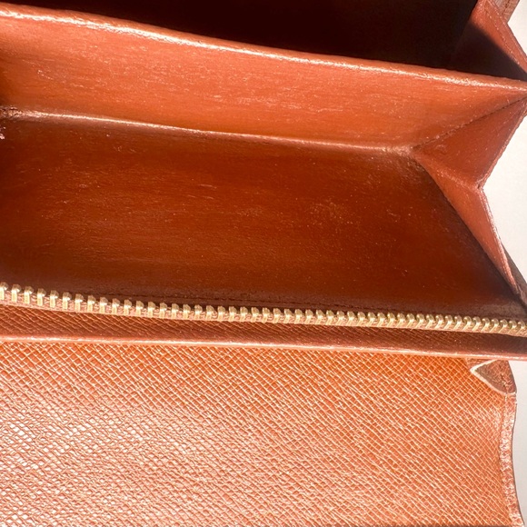 Good condition authentic Louis Vuitton Monogram zip around Tresor Wallet MI0924 - Picture 11 of 16